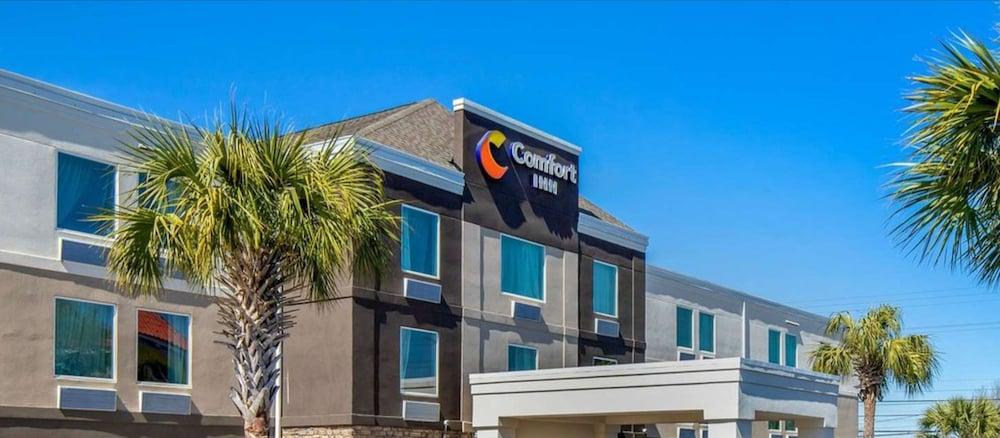 Comfort Inn N Myrtle Beach Barefoot Landing — hotel in North Myrtle Beach