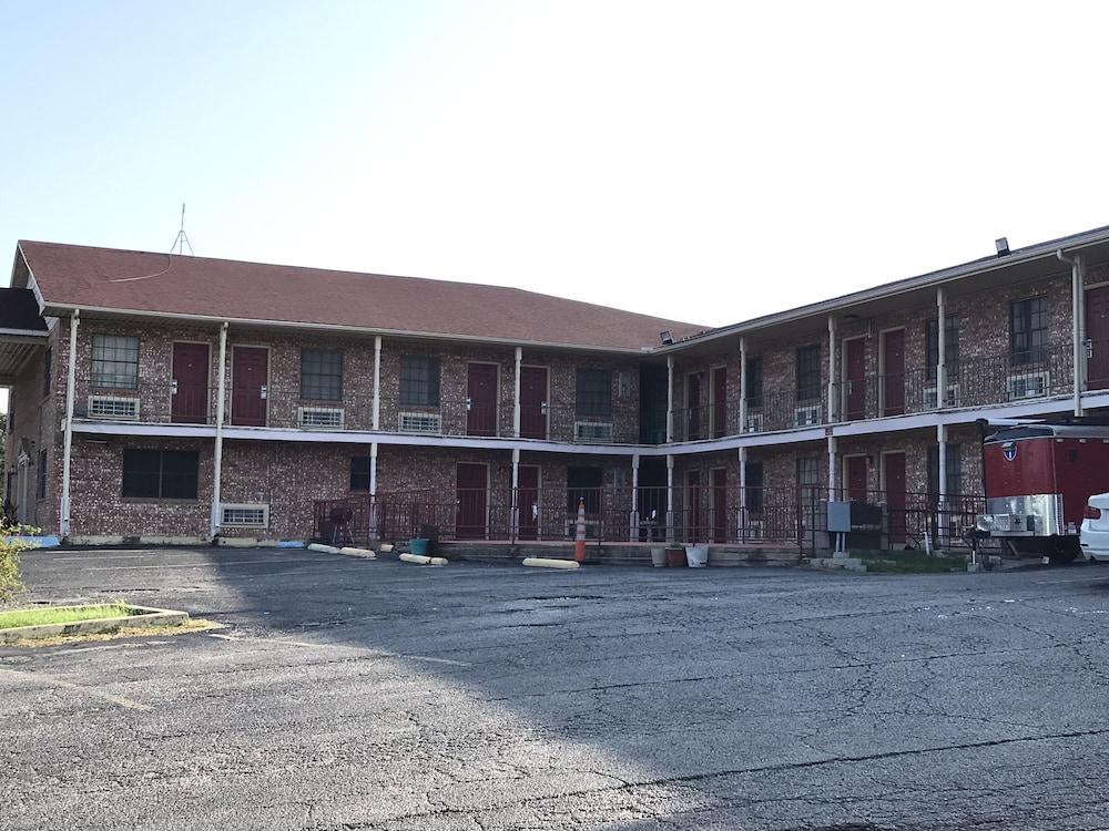 Executive Inn — hotel in Graham
