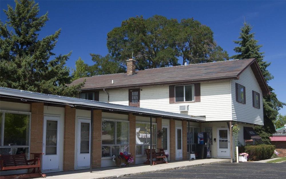 Villa Moderne Motel — hotel in Charlevoix