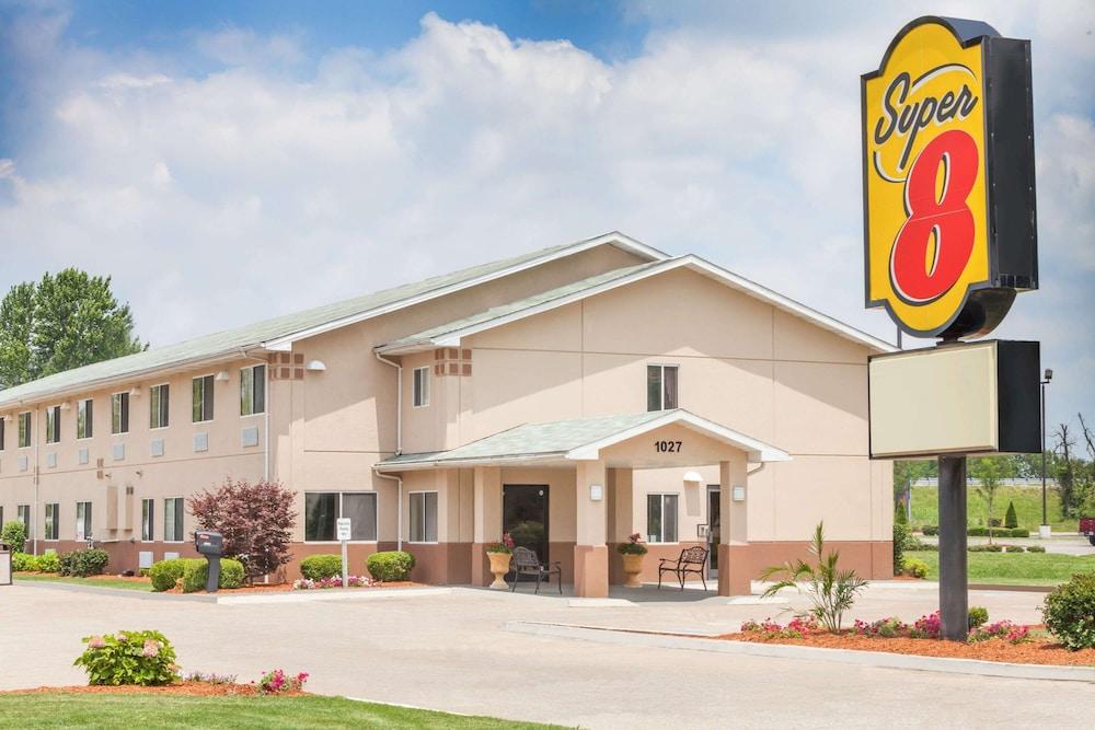 Super 8 by Wyndham Owensboro — hotel in Owensboro