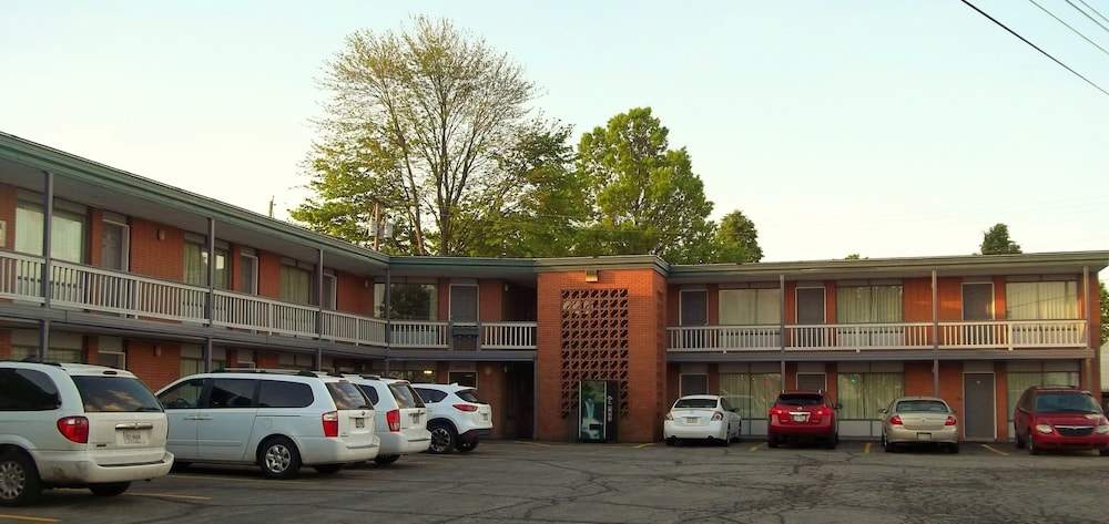 Royal Motel