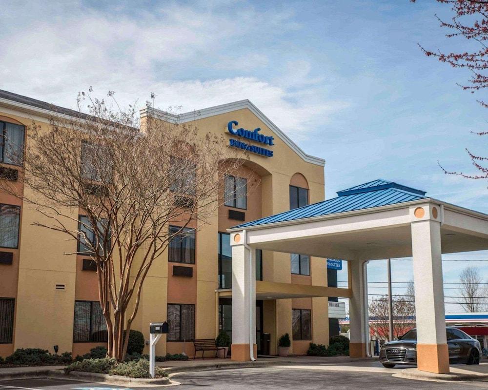 Comfort Inn & Suites Morganton South — hotel in Morganton