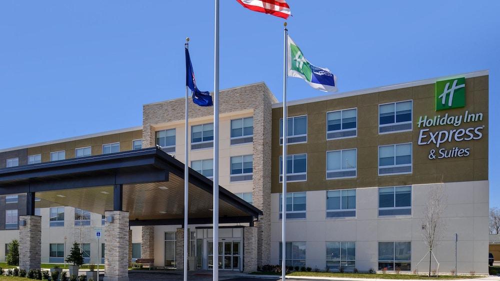 Holiday Inn Express & Suites Southgate - Detroit Area by IHG — hotel in Southgate