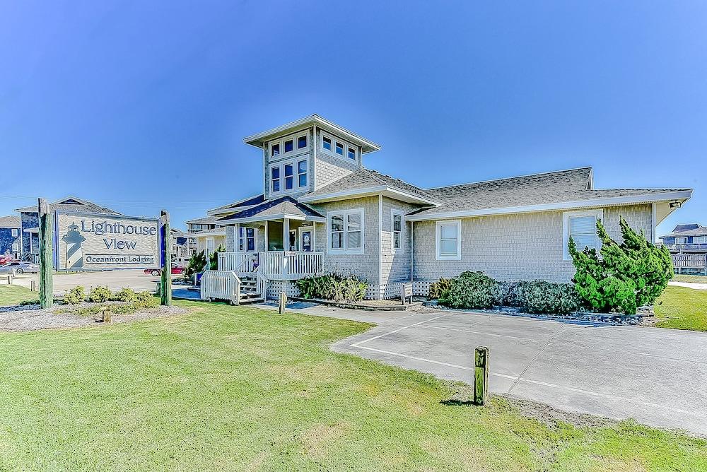 Lighthouse View Oceanfront Lodging — hotel in Buxton