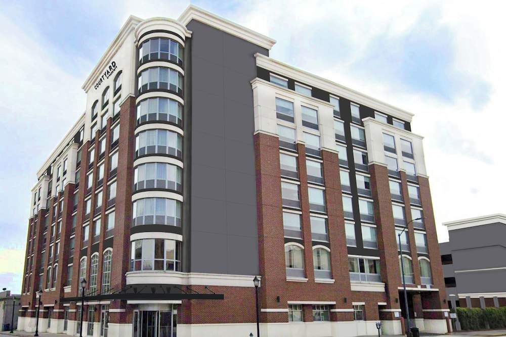 Courtyard by Marriott Athens Downtown