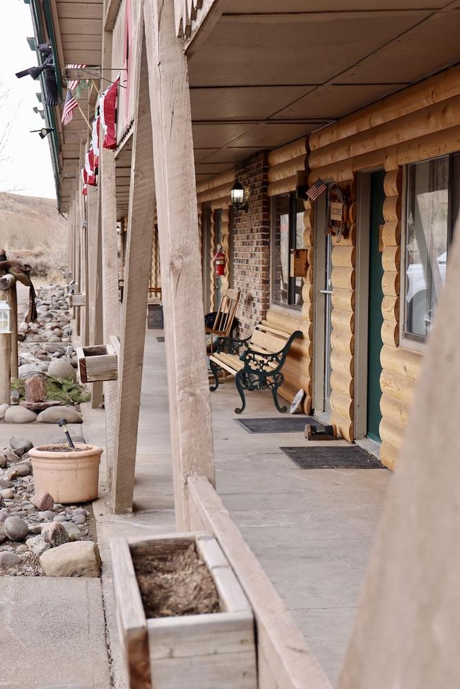 Rocky Mountain Lodge — hotel in Dubois
