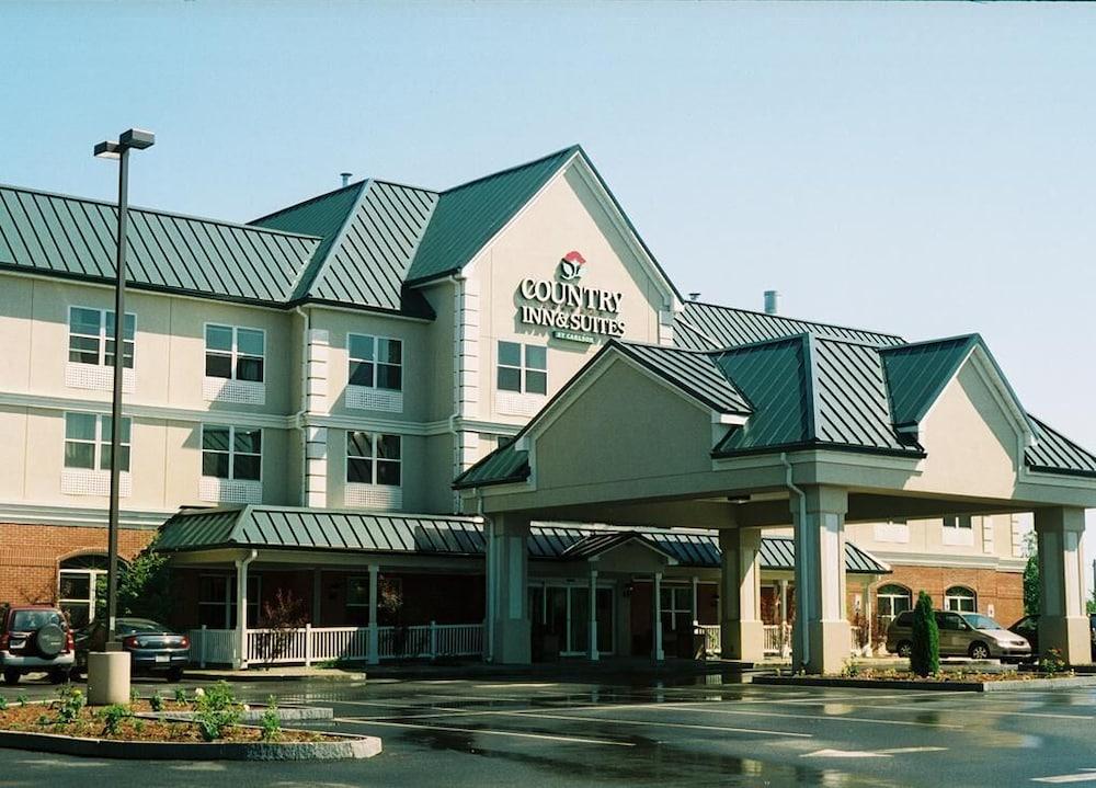 Country Inn & Suites by Radisson, Brockton (Boston), MA — hotel in Brockton