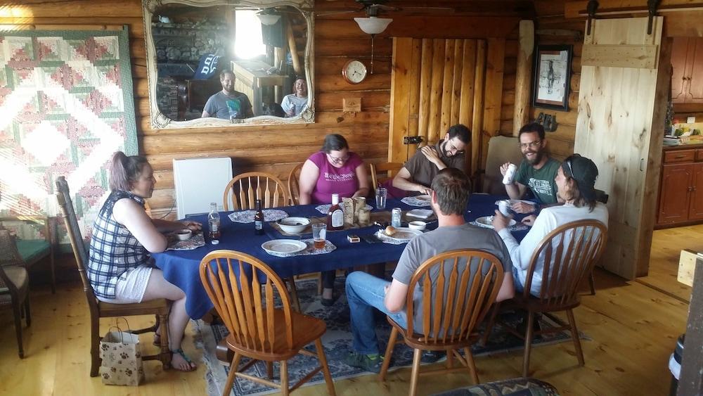 CopperLine Lodge — hotel in Saratoga