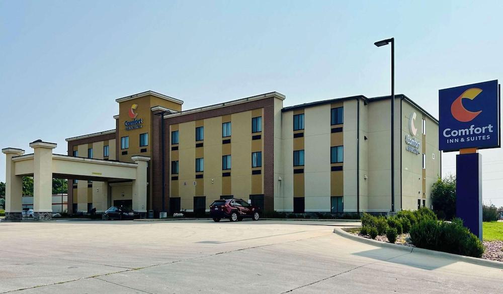 Comfort Inn & Suites Independence — hotel in Independence