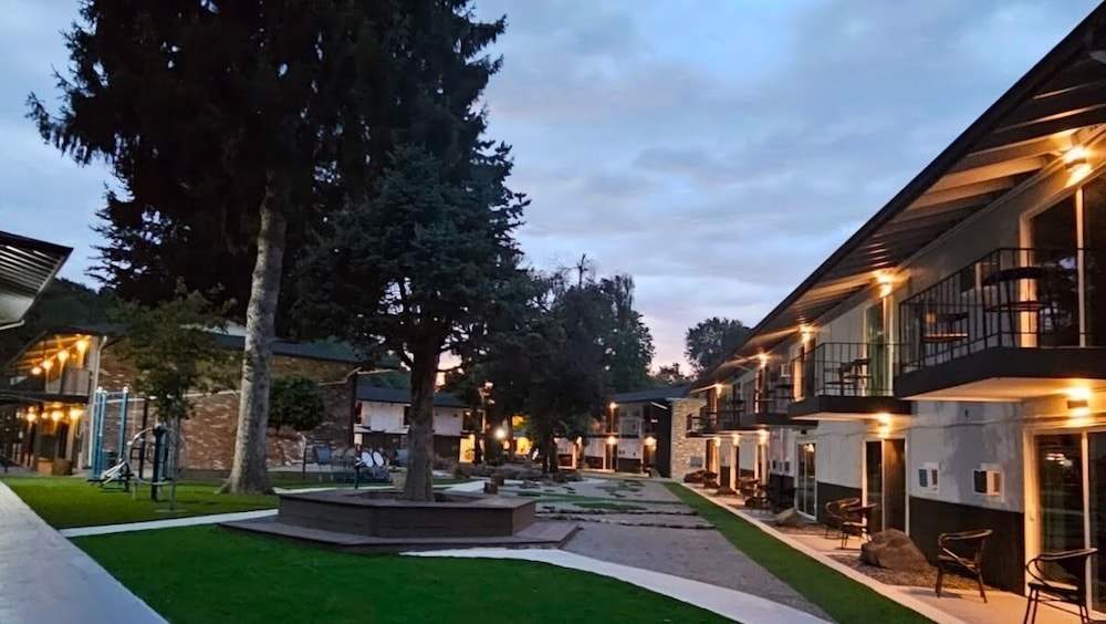 Interurban Suites Hotel