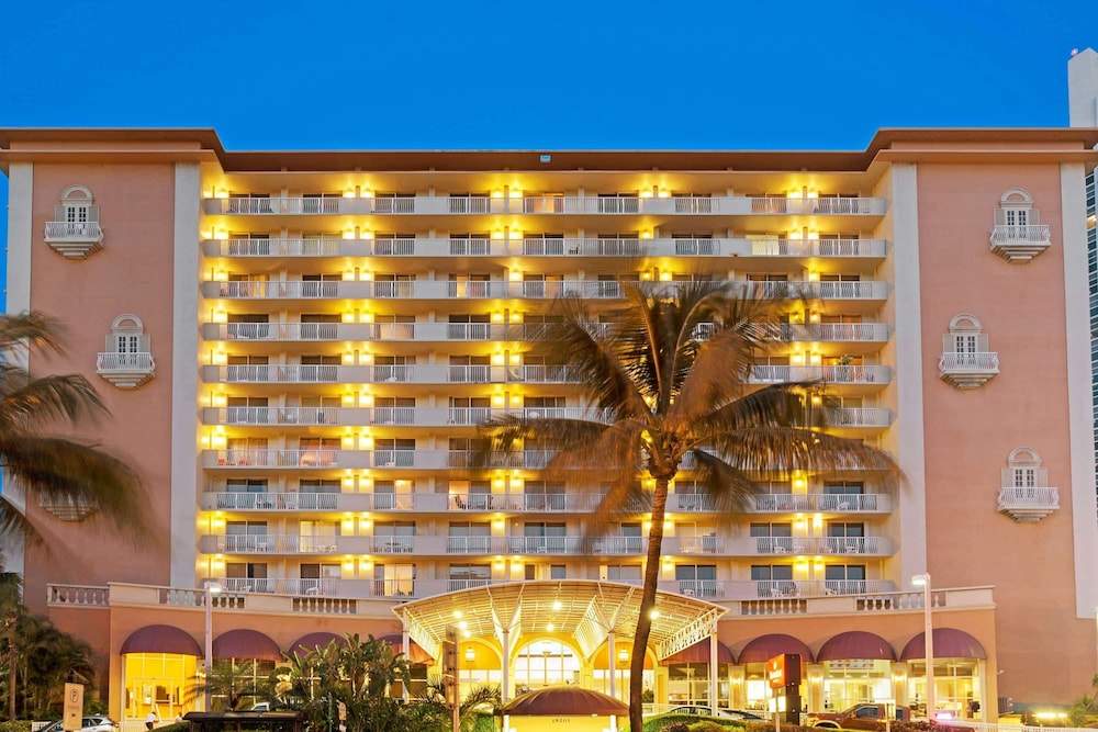 Ramada Plaza by Wyndham Marco Polo Beach Resort