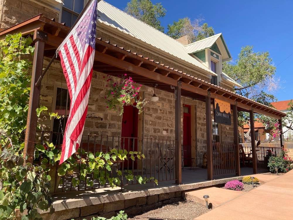 The Stone House Inn