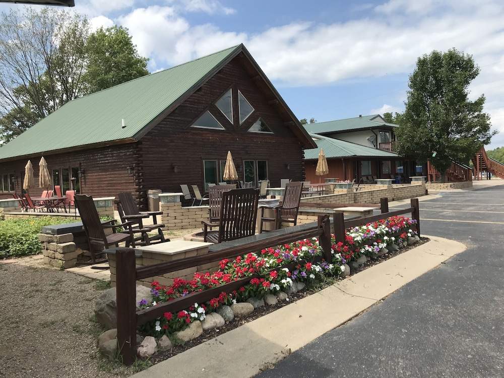 The Inn At Gull Lake