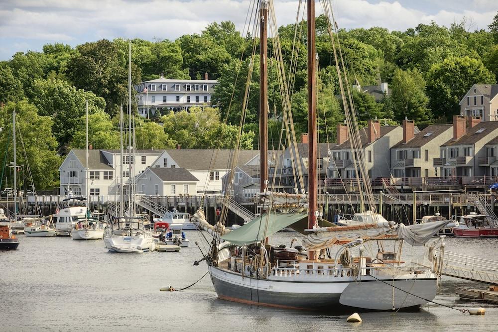 Camden Harbour Inn — hotel in Camden
