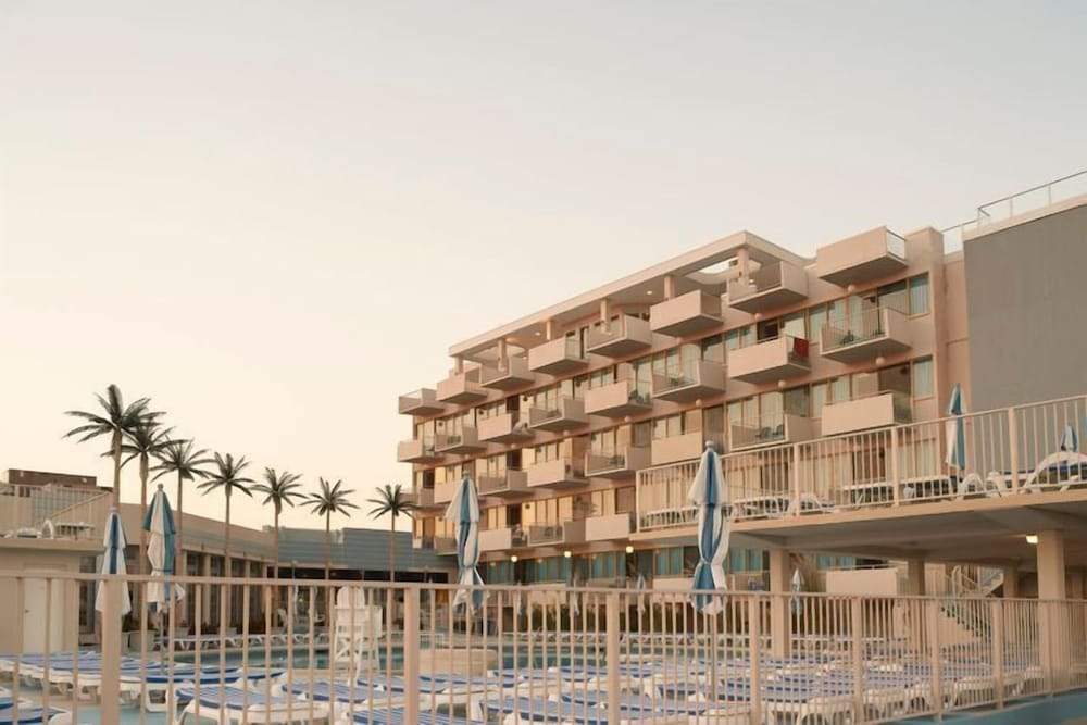 Oceanfront Pan American Hotel