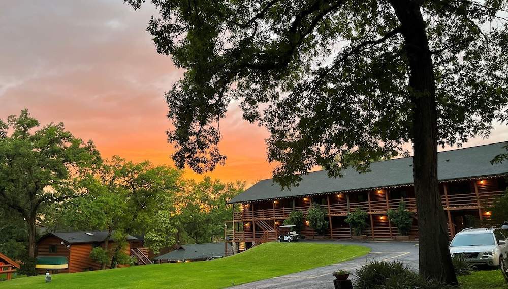 Cedar Lodge and Settlement