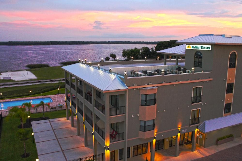 The Citrus on the Lake — hotel in Tavares