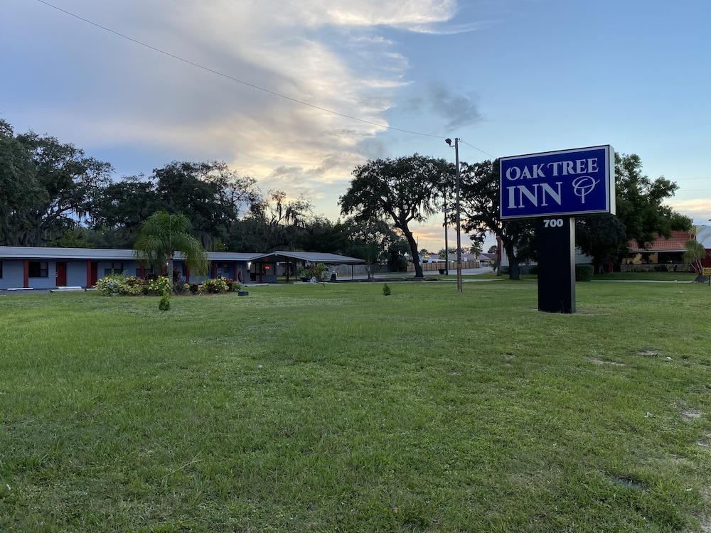Oak Tree Inn — hotel in Avon Park