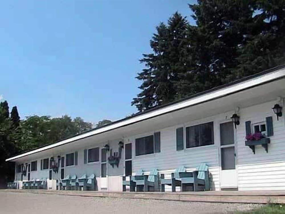 Country Squire Motel — hotel in Littleton