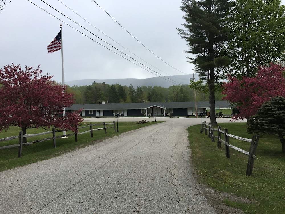 Weathervane Motel