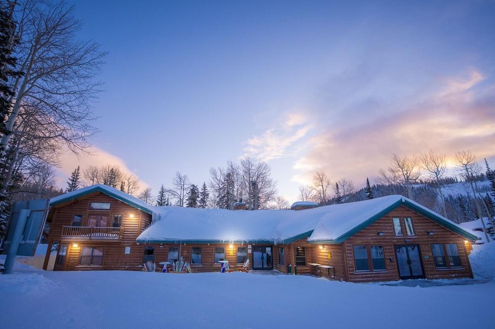 Eagle Point Resort — hotel in Beaver