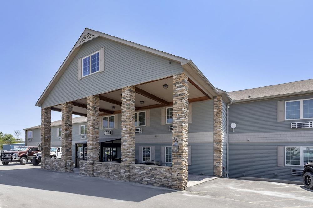 The Riverstone Inn — hotel in Towanda