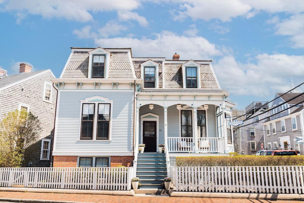 Centerboard — hotel in Nantucket
