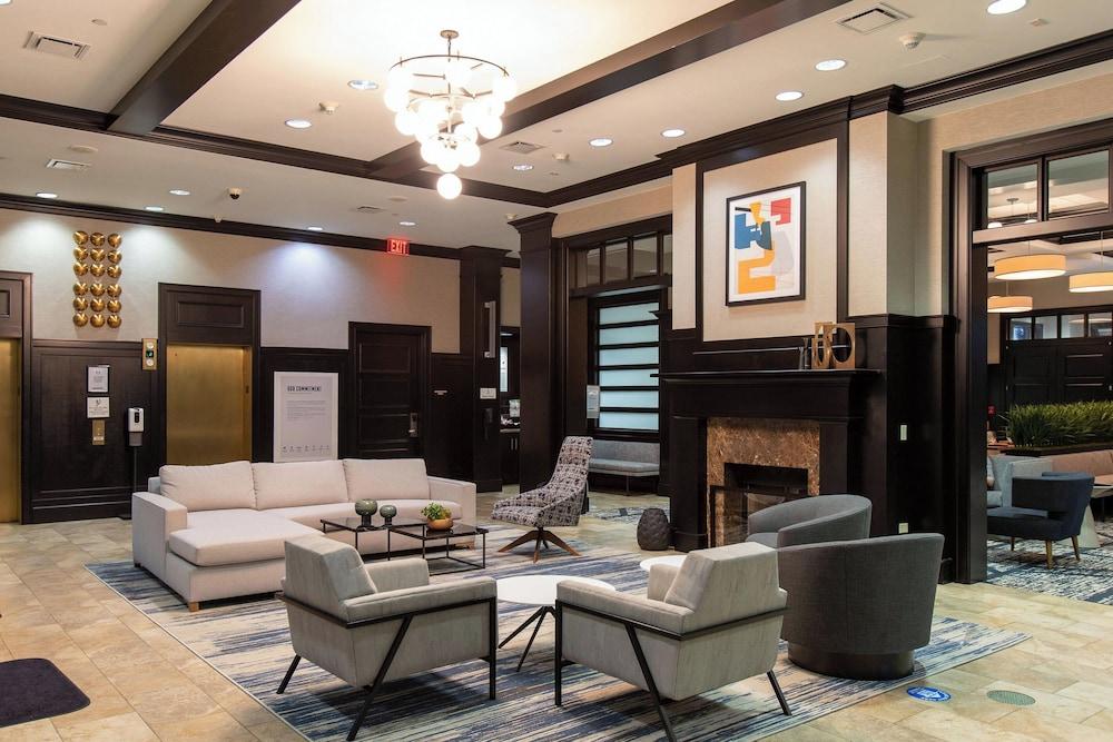 Sheraton Chicago Northbrook Hotel — hotel in Northbrook
