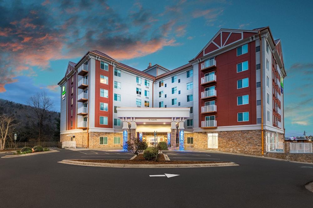 Holiday Inn Express & Suites Asheville Downtown by IHG — hotel in Asheville