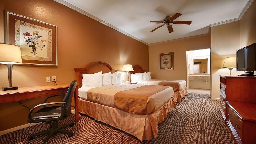 Days Inn by Wyndham Navasota — hotel in Navasota