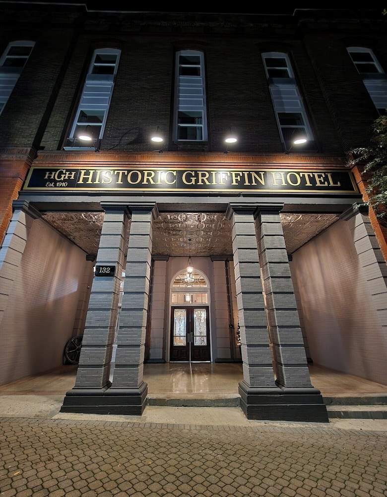 Historic Griffin Hotel
