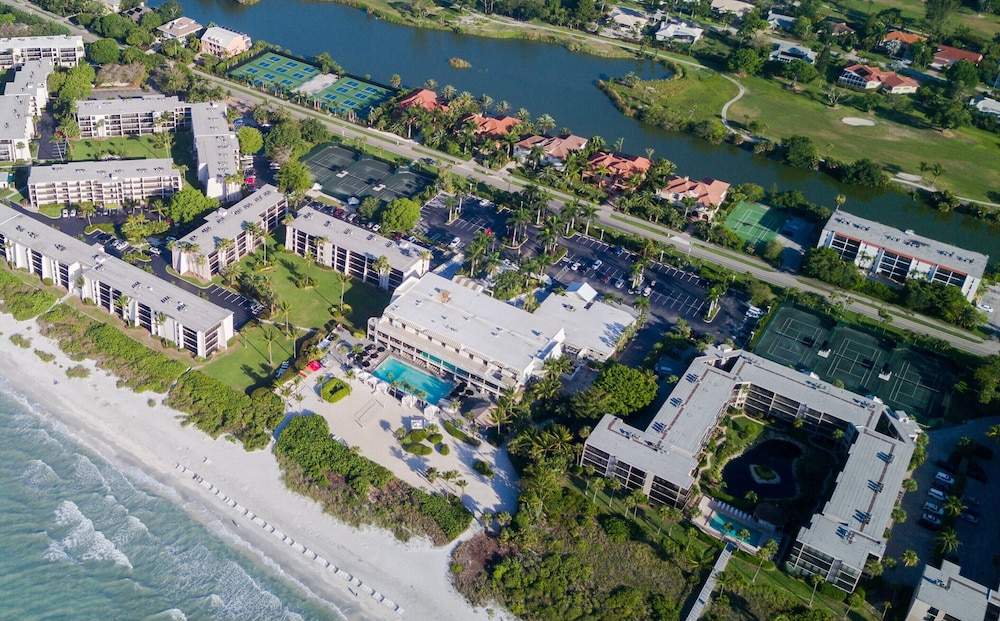 Sundial Beach Resort & Spa