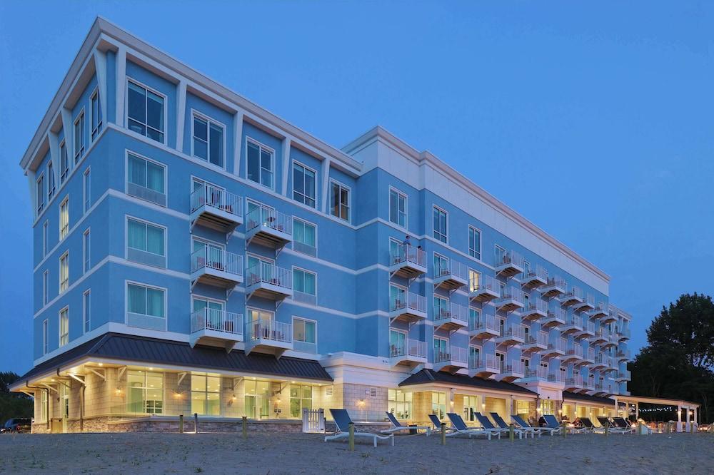 Hampton Inn & Suites Manistee Waterfront — hotel in Manistee